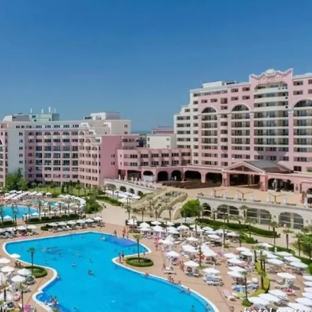 Apartment Private In The Best - Family - Beachfront